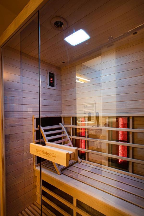 Appartement Avec Sauna Au Pied De La Citadelle Besancon Exterior photo